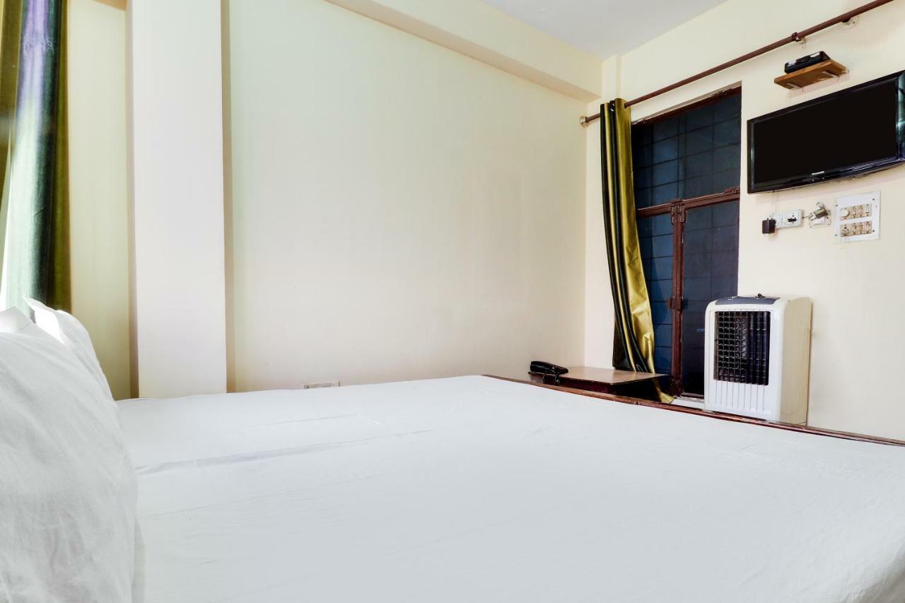Spot On 38567 Hotel Aryan Lakhnau Kültér fotó
