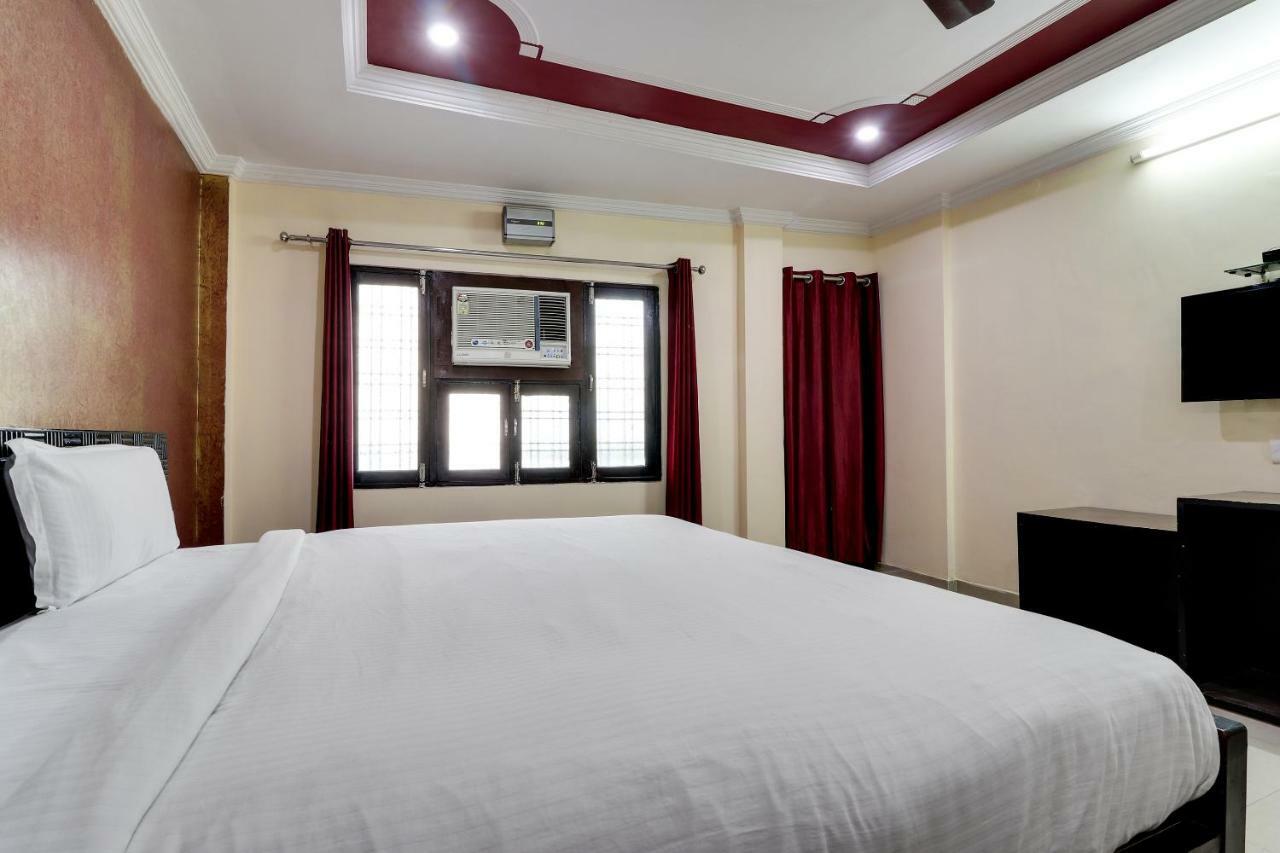 Spot On 38567 Hotel Aryan Lakhnau Kültér fotó