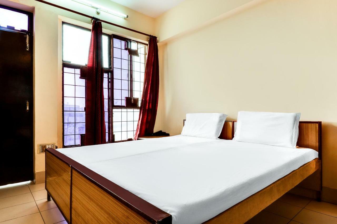 Spot On 38567 Hotel Aryan Lakhnau Kültér fotó