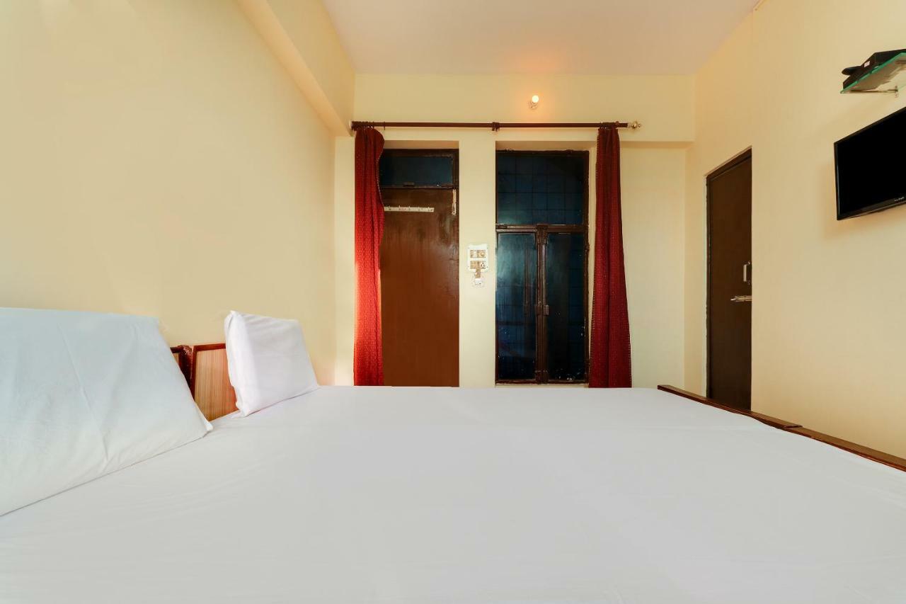 Spot On 38567 Hotel Aryan Lakhnau Kültér fotó