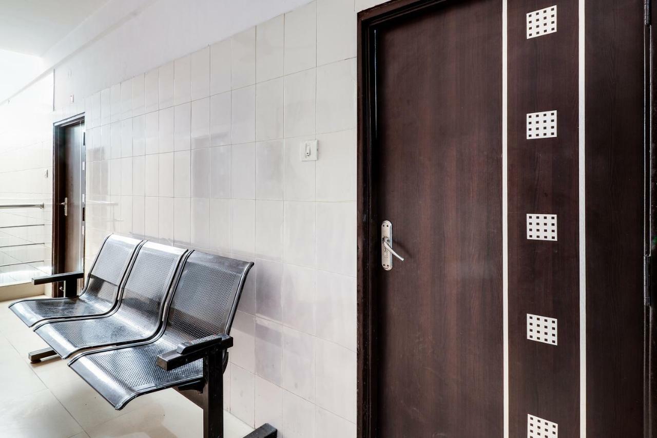 Spot On 38567 Hotel Aryan Lakhnau Kültér fotó